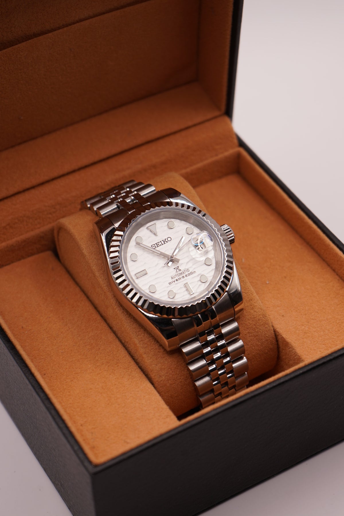 Seiko Mod Datejust Textured White