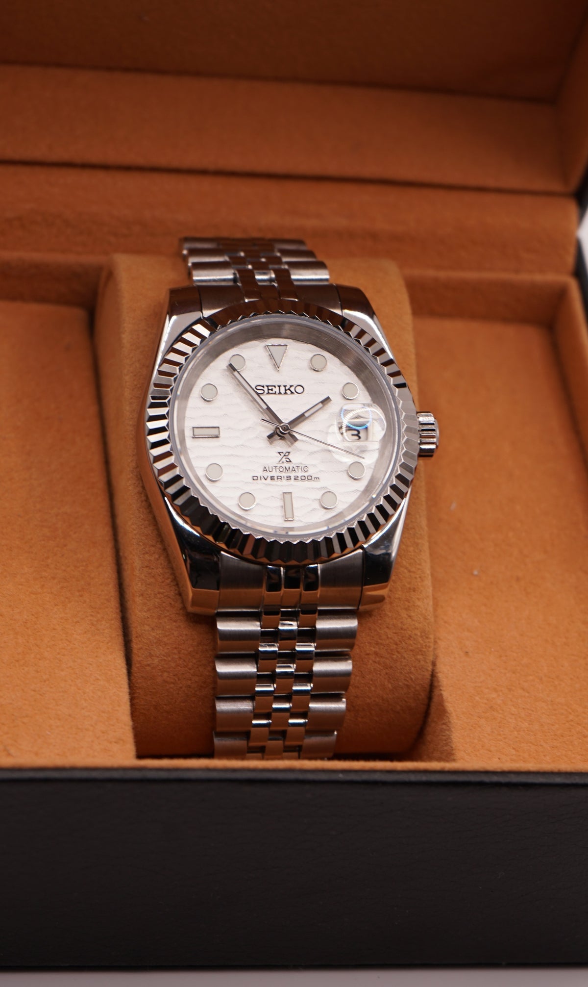 Seiko Mod Datejust Textured White